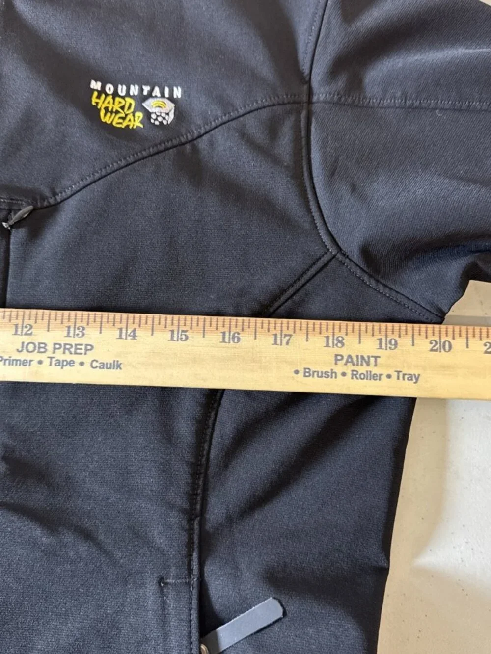 Mountain Hardwear Womens Sz Medium Softshell Full Zip  Jacket Pockets‎ Outdoors